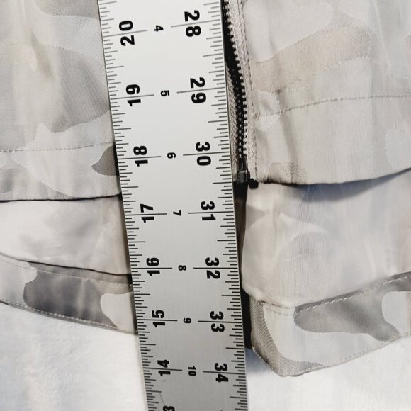 Chico's NWT  Rain/Weather Jacket, Beige/Gray/Multi Camo, Size 1 U.S. 8/10 - Picture 14 of 16